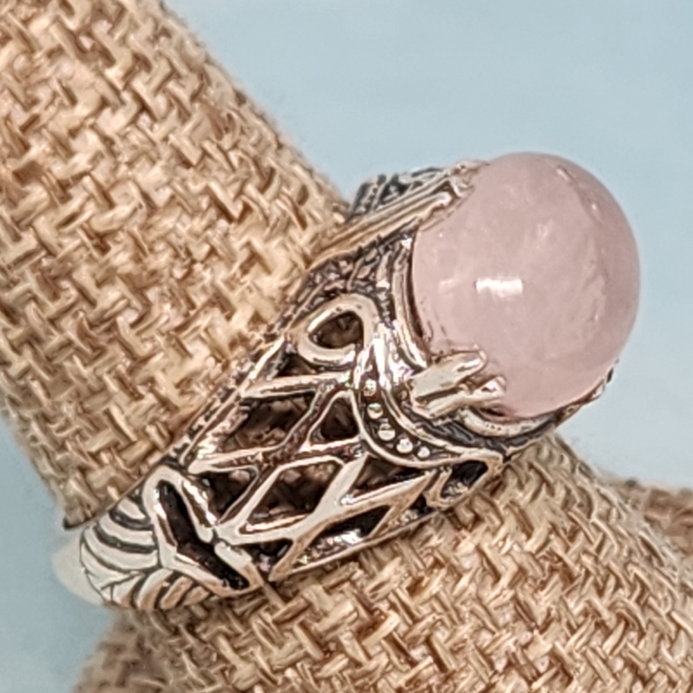 Rose Quartz and Sterling Filigree Ring